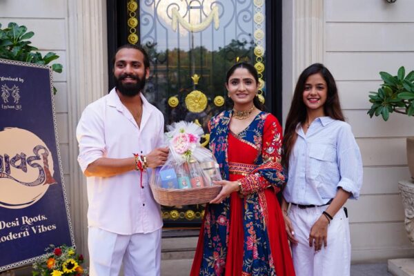 રિયલ અને રોયલ નવરાત્રિ એકસાથે : અમદાવાદમાં આર. એમ. પટેલ ફાર્મ ખાતે “માવડીનાં ગરબા”